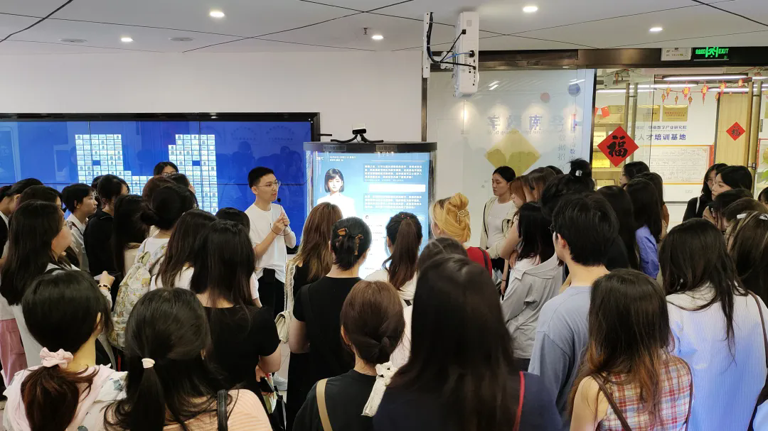 1749108041130283.png 102.webp.png