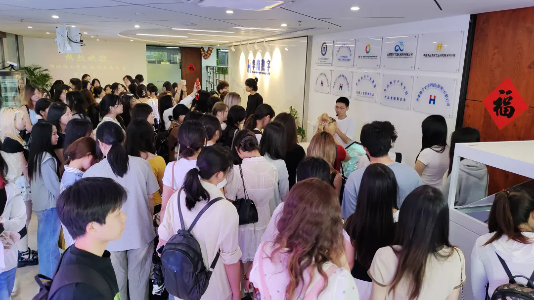 1749108076561306.png 106.webp.png